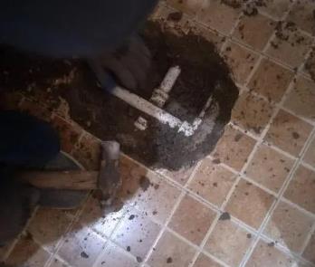 昆都仑卫生间漏水维修公司为您分享下卫生间渗水如何处理及注意事项