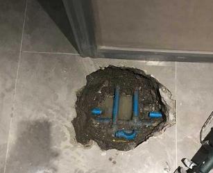 昆都仑阳台漏水维修公司分享下暖气管道漏水的原因有哪些